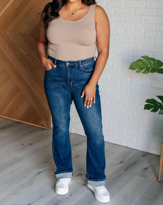 Judy Blue - Calça Jeans Bootcut com Controle de Barriga de Cintura Alta