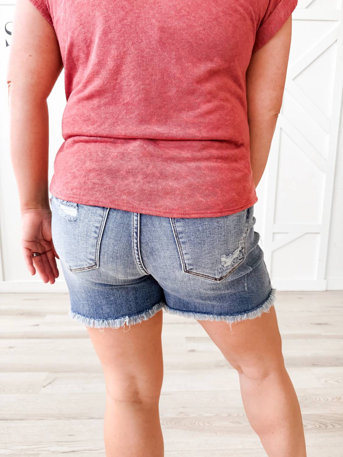 Judy Blue - Vintage Fray Hem Shorts