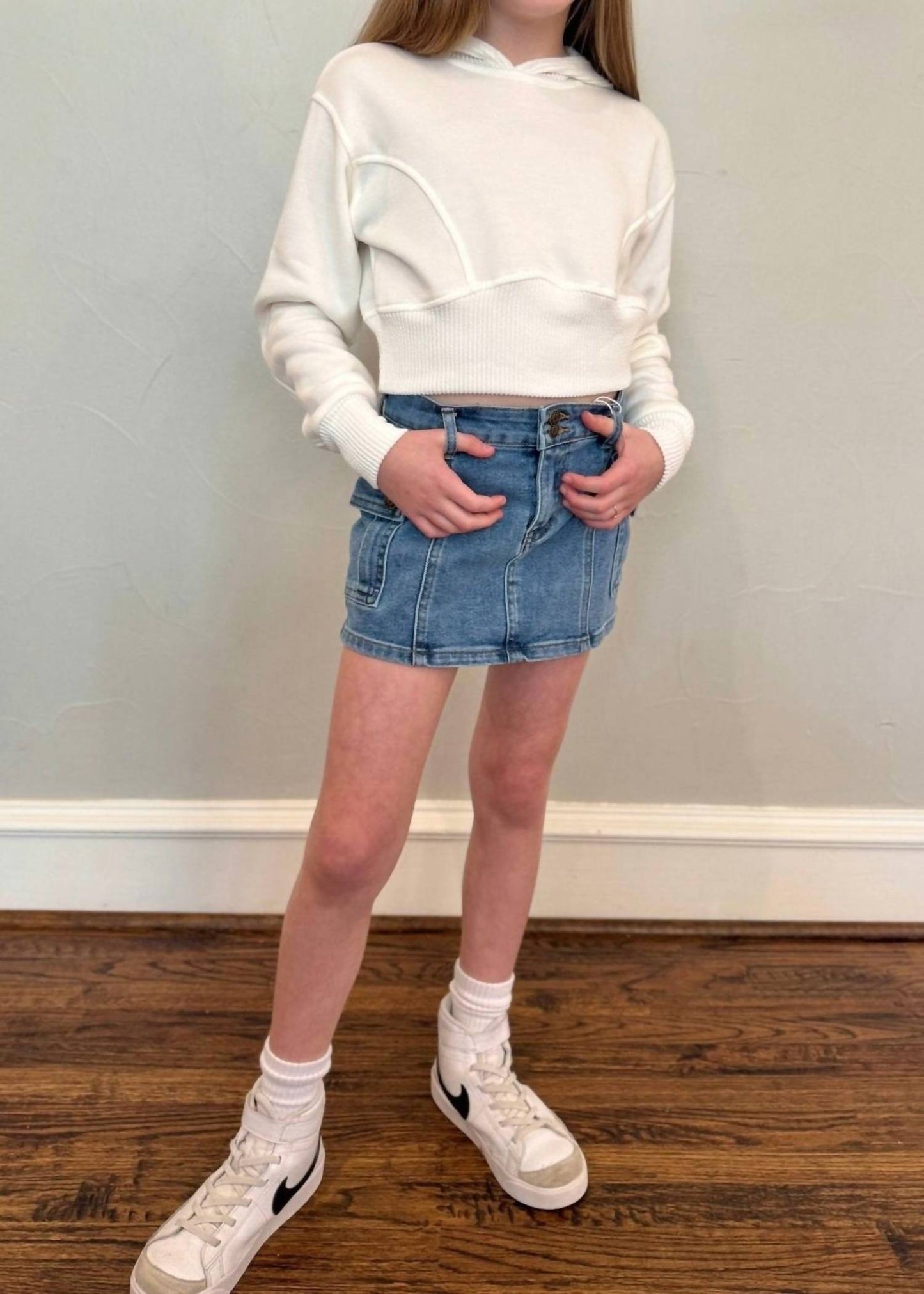 Love Daisy - Crop Hoodie Sweatshirt