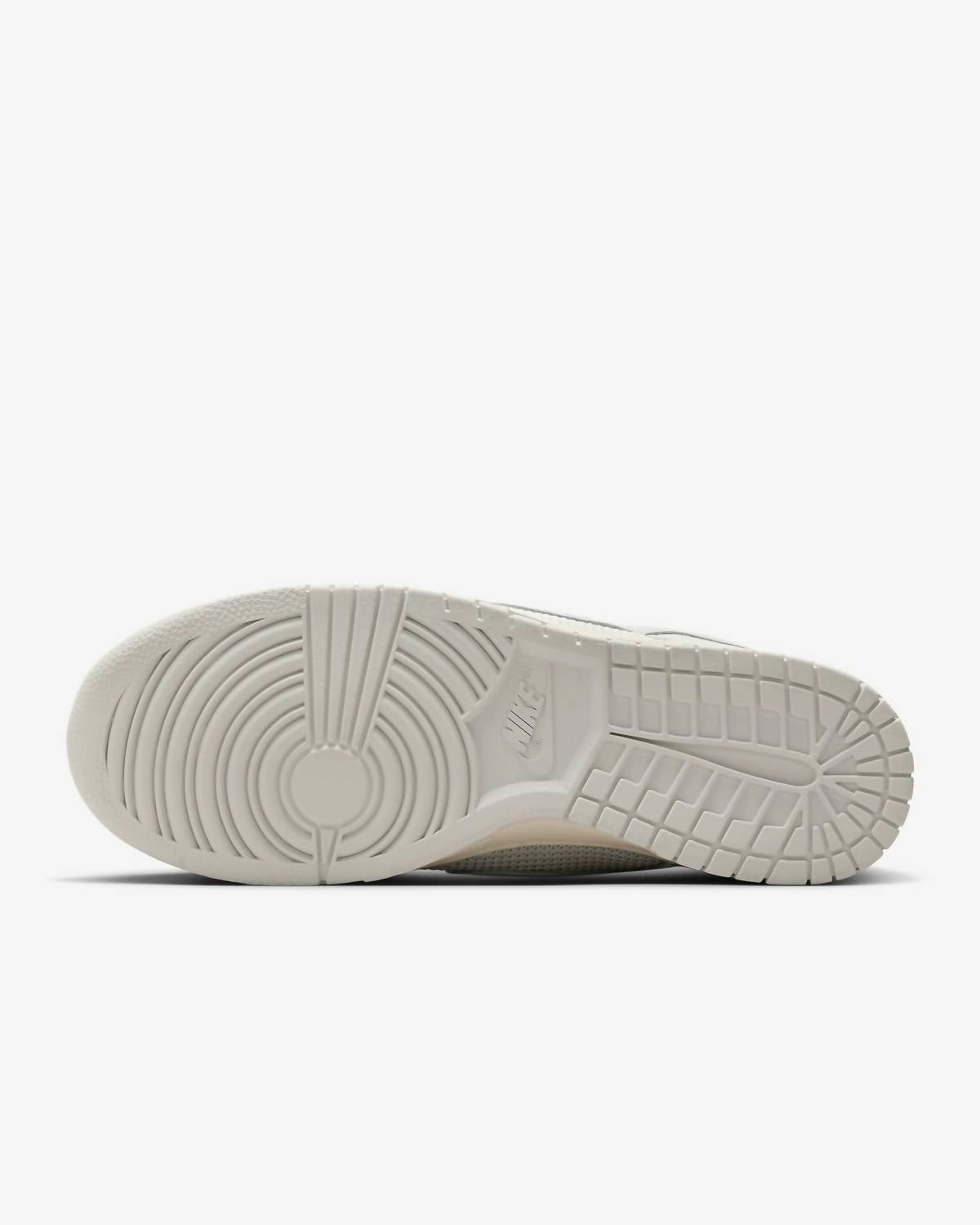 Nike - Men's Dunk Low Waffle Sneaker