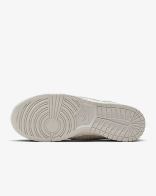 Nike - Men's Dunk Low Waffle Sneaker