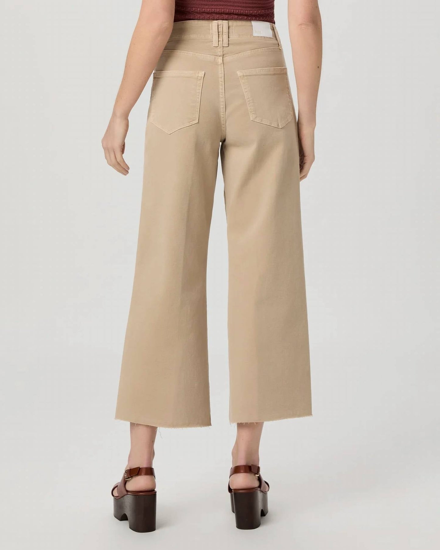 Paige - Anessa With Set In Pockets And Raw Hem Jean