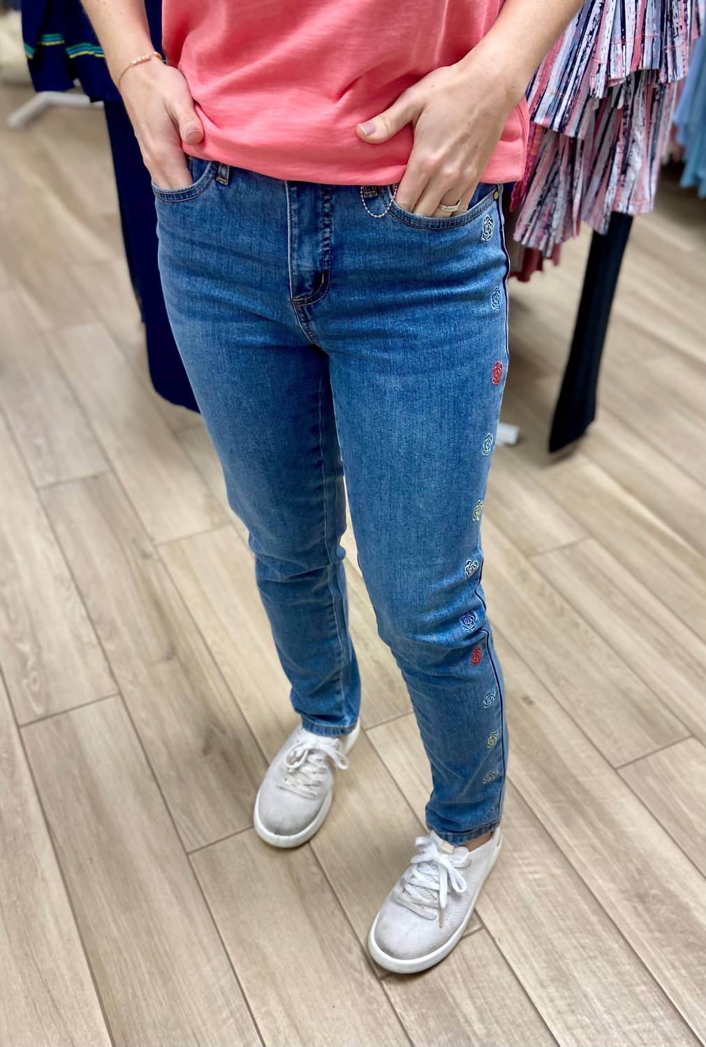 Fdj - Embroidered Rose Jeans