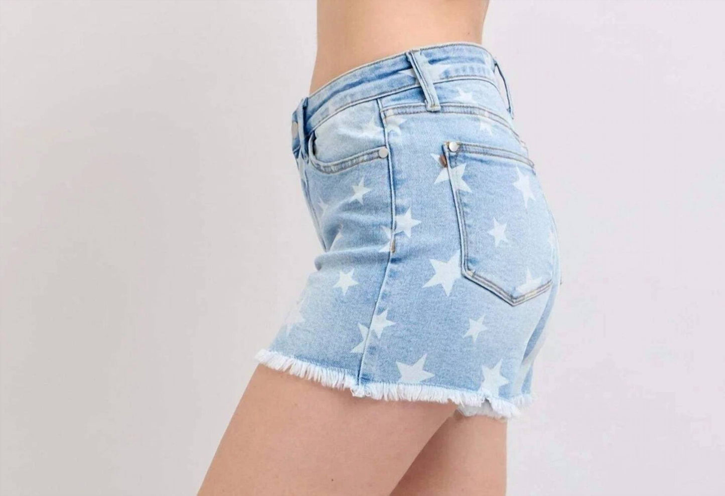 Judy Blue - Mid Rise Stars & Stripes Bleach Denim Short
