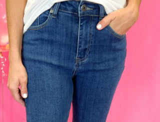 Risen - Calça Jeans Flare Clean Kick de Cintura Alta
