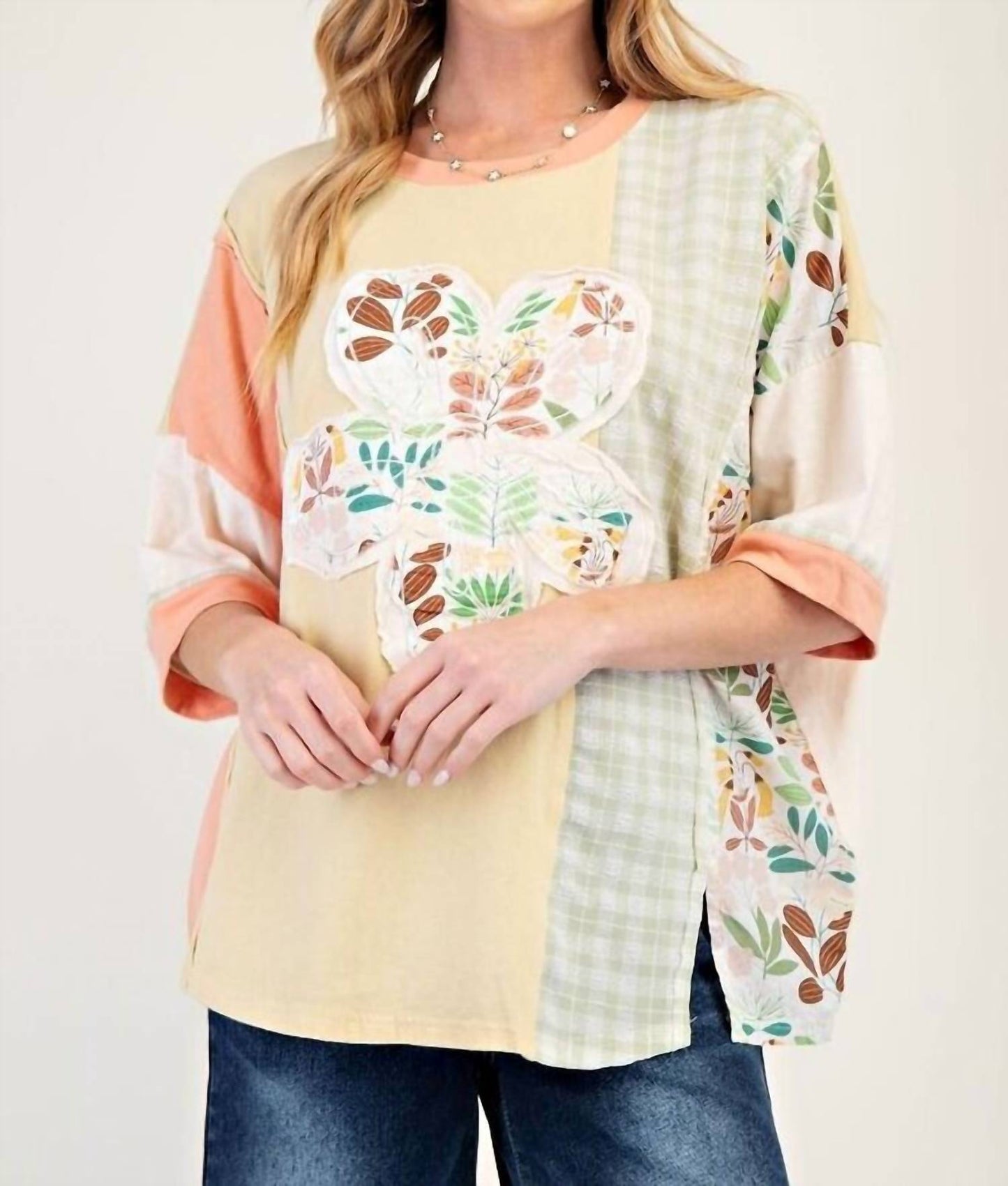 Easel - Flower Applique Patchwork Top