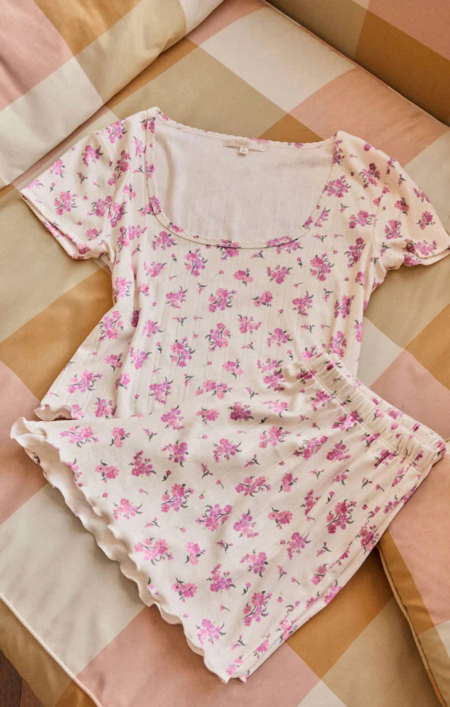 Z Supply - Flower Market Ditsy Tee