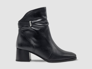 Aga - Women's Maria Tall Leather Booties