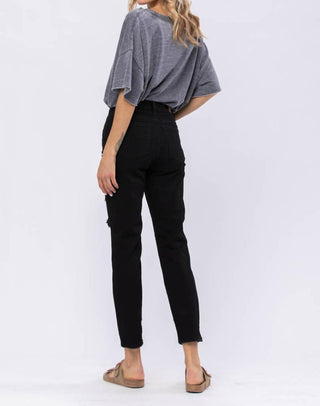 Judy Blue - Calça Jeans Boyfriend Destroyed de Cintura Alta