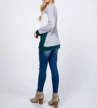 Acting Pro - Blusa de manga comprida com lantejoulas e rena de Natal Plus