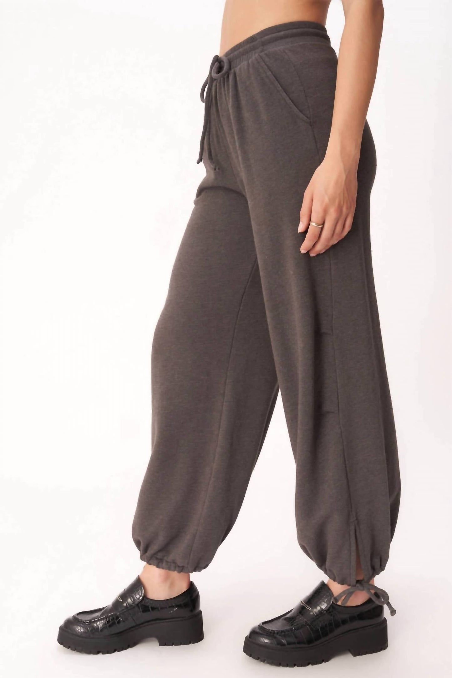 Project Social T - ON THE RISE PARACHUTE PANT