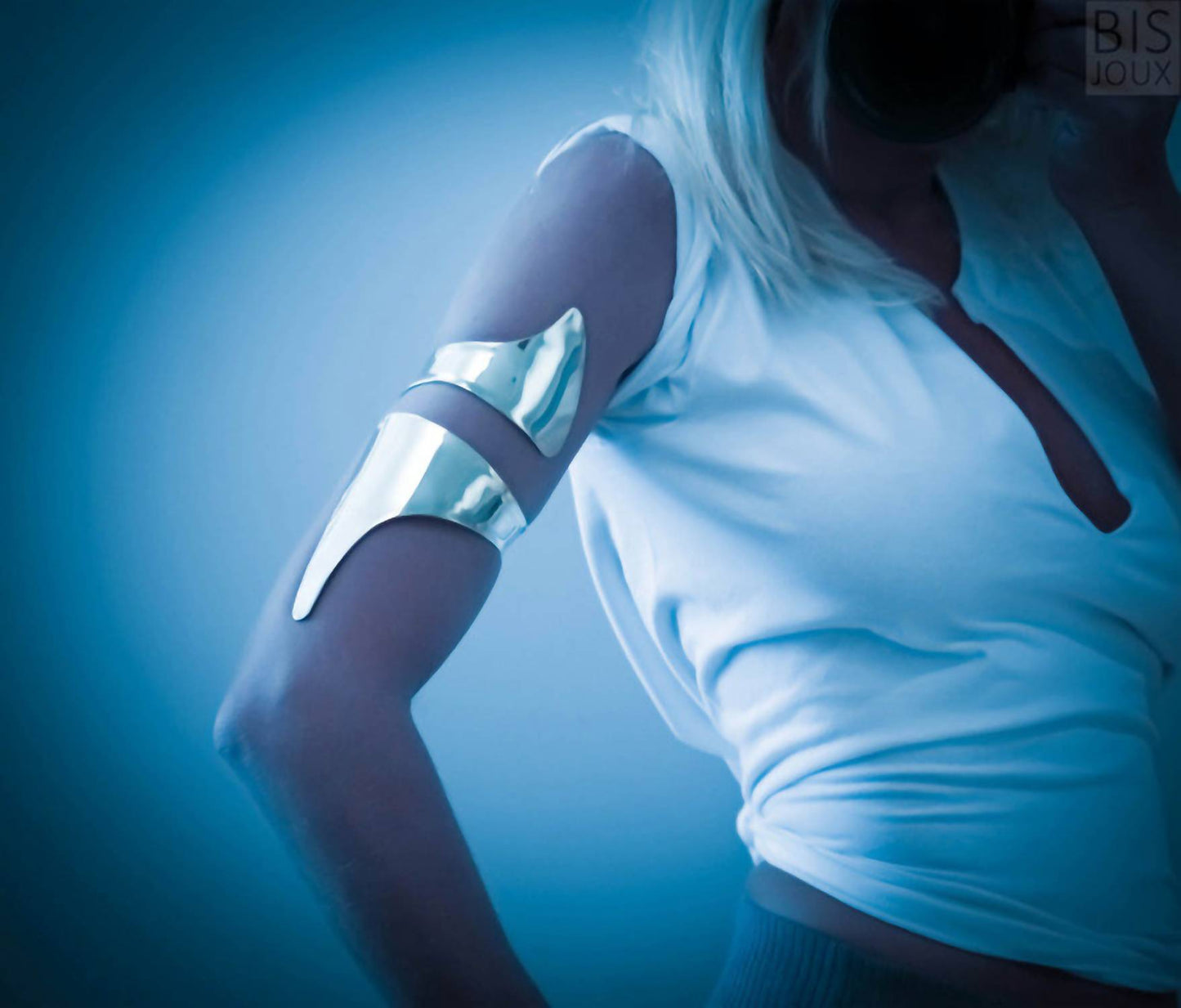 Avenue Chic - Women's Warrior Armlet