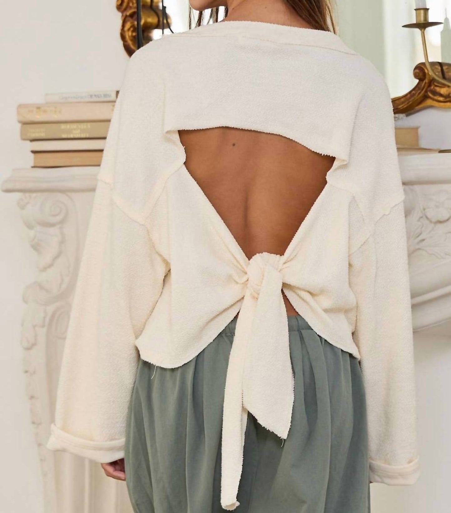 Bucketlist - Cutout Back Adjustable Tie Pullover Crop Top