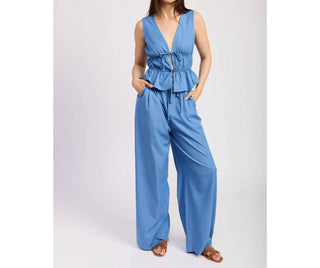 En Saison - High-rise Relaxed Chambray Pant