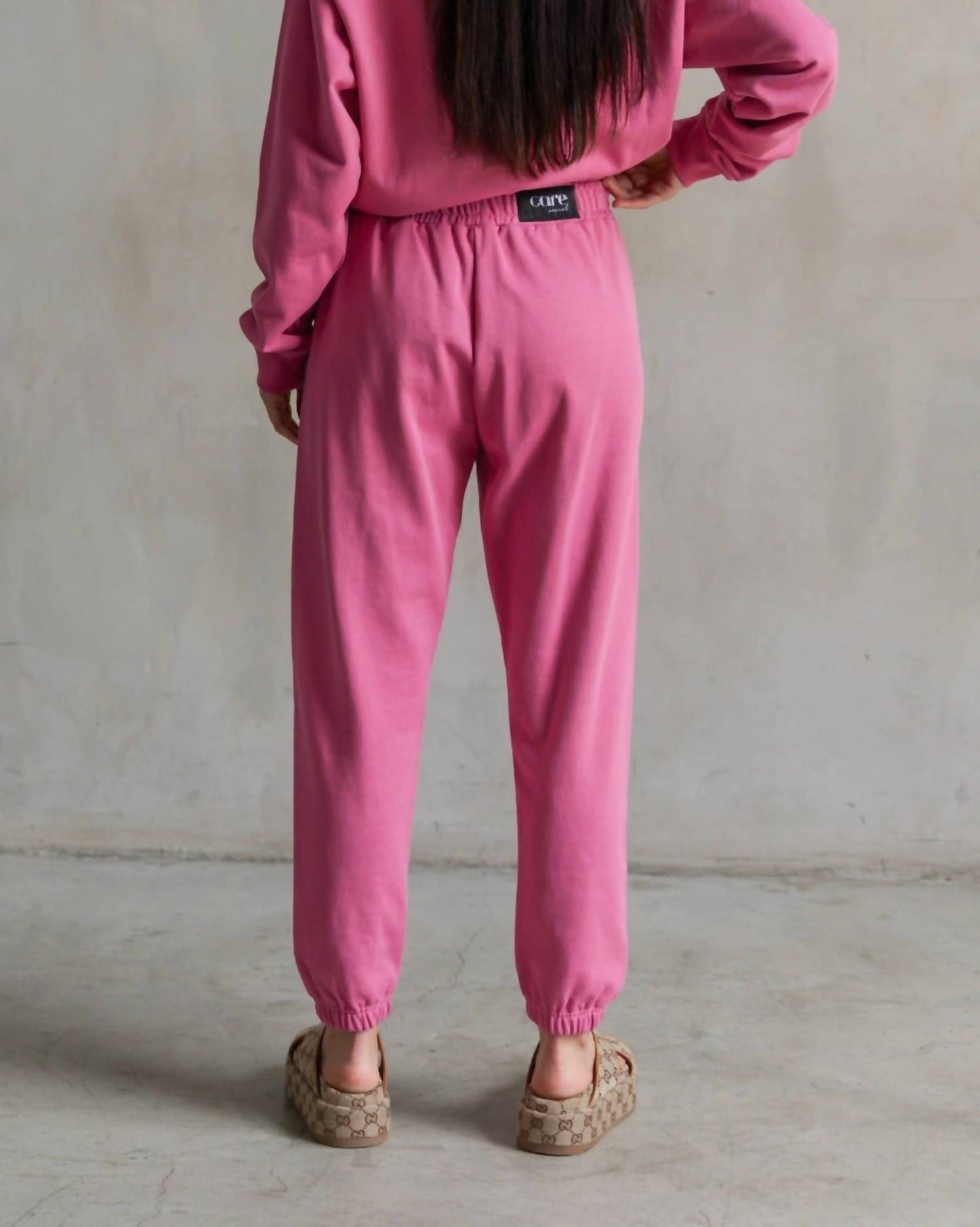 Care Tucker - Care Classic Sweatpants