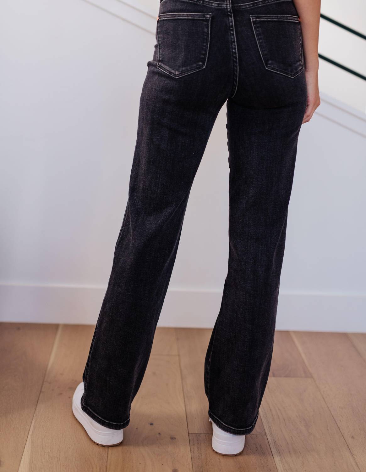 Judy Blue - High Rise Control Top Straight Jeans