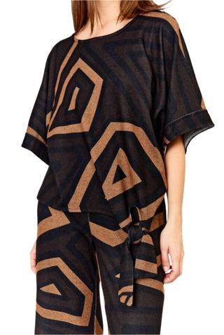 Frank Lyman - Blusa de gola redonda com cotovelo fluido