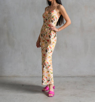 Care Tucker - Lennon Zipslip™️ Vestido cisne completo