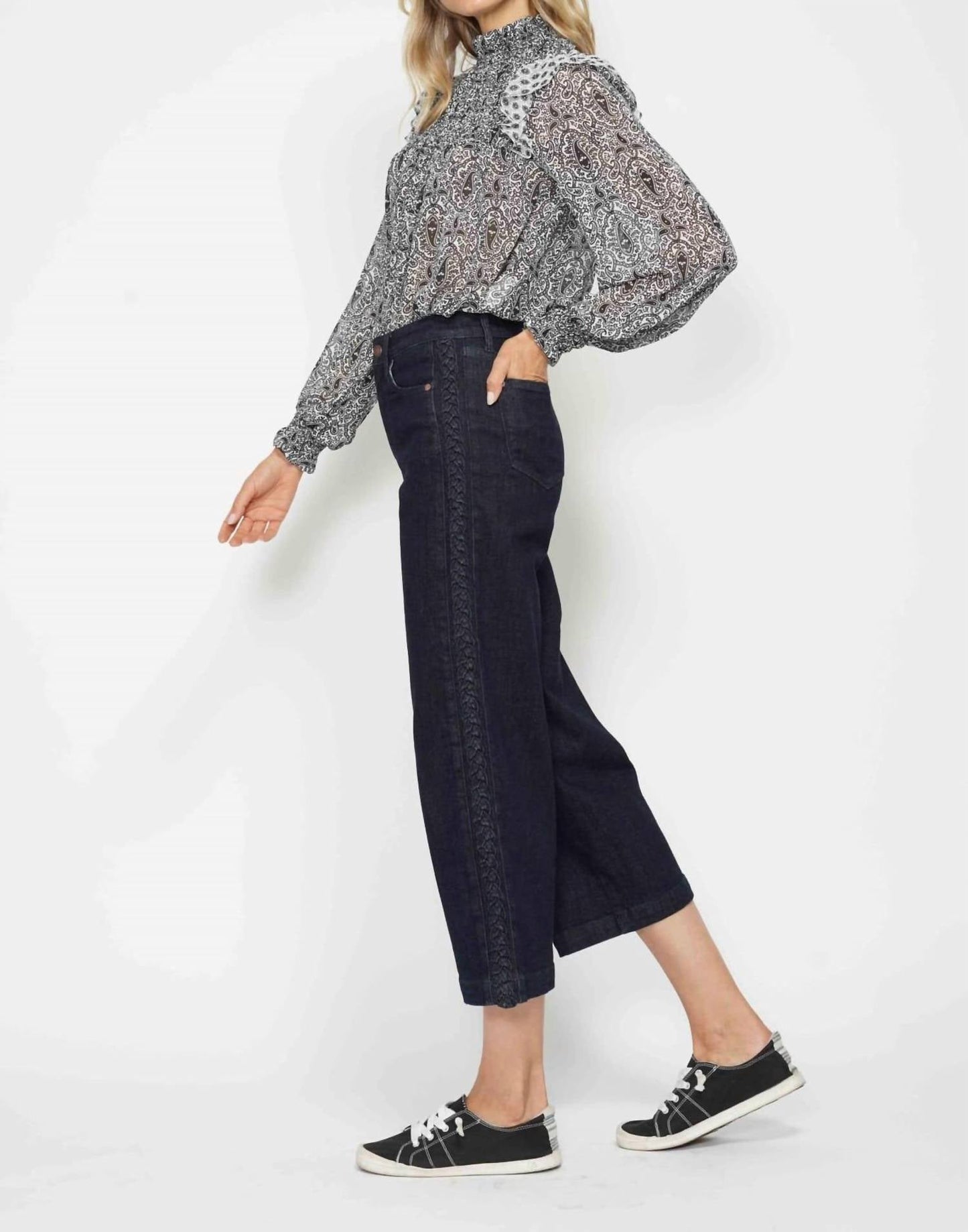 Judy Blue - Wide Leg Braided Side Seam Crop Jeans