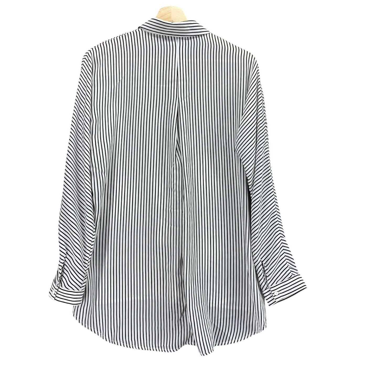 Black Tape - Women' Striped Button Up