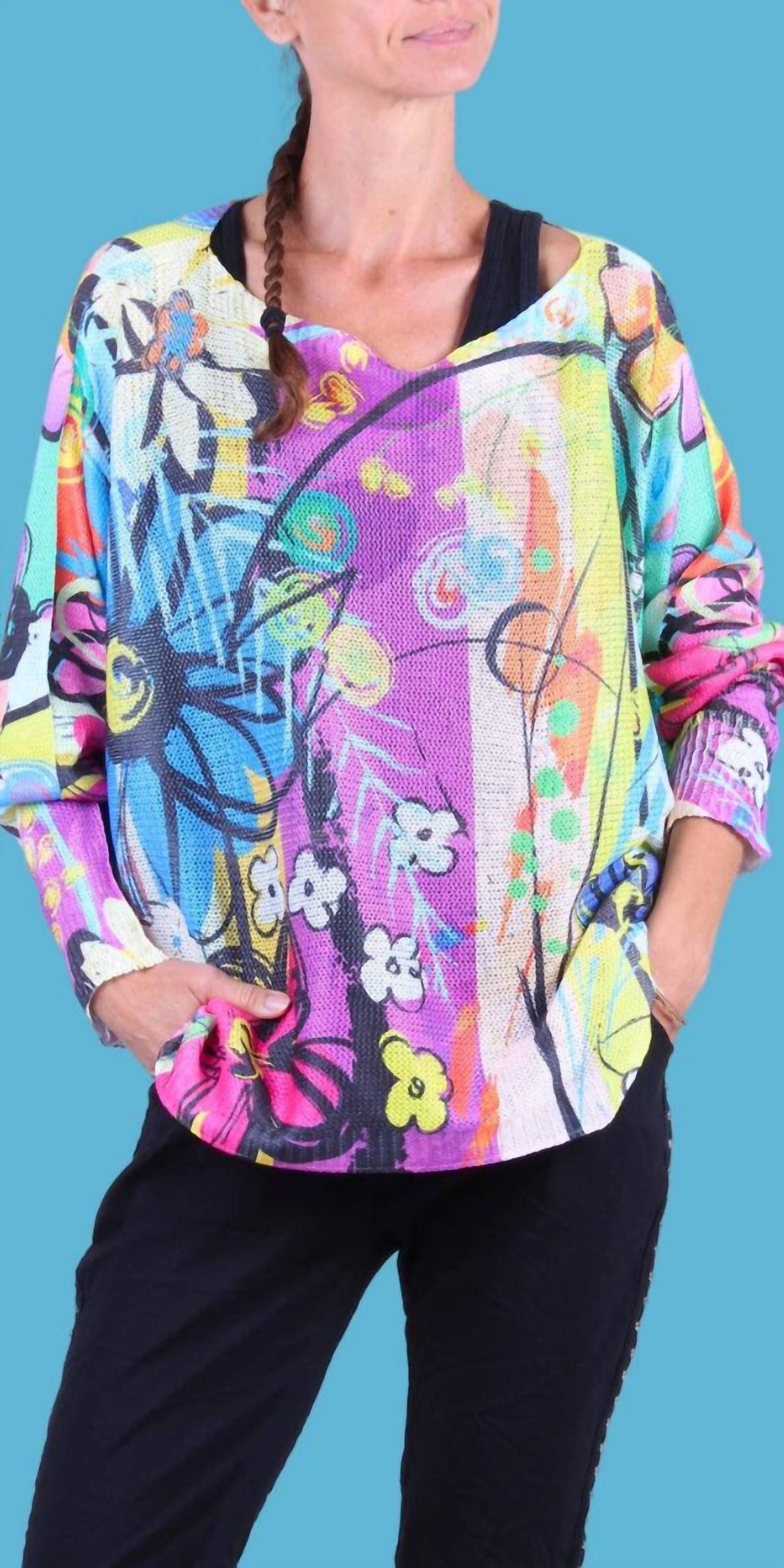 Gigi Moda - Daria Floral Doodle Print Batwing Sweater