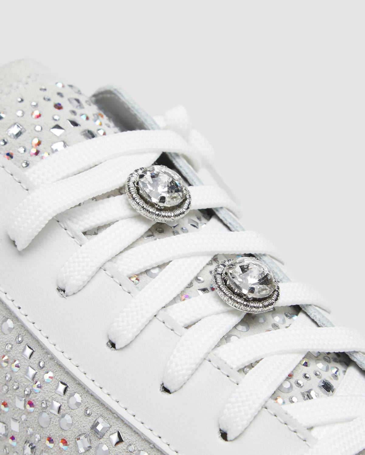 P448 - Women's Thea Multi Strass Sneaker