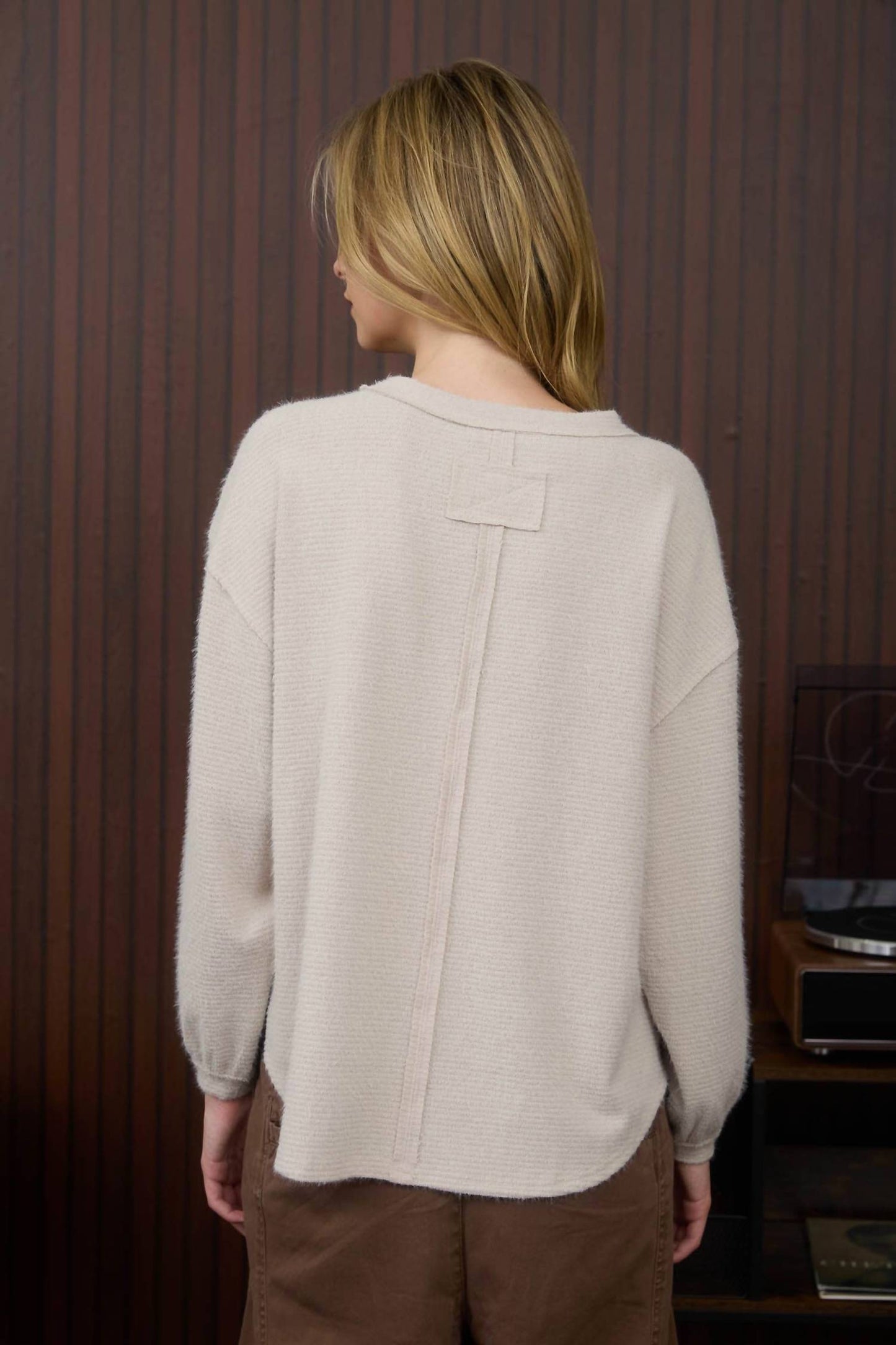 Blu Pepper - Women's Fuzzy Knit Long Sleeve Top