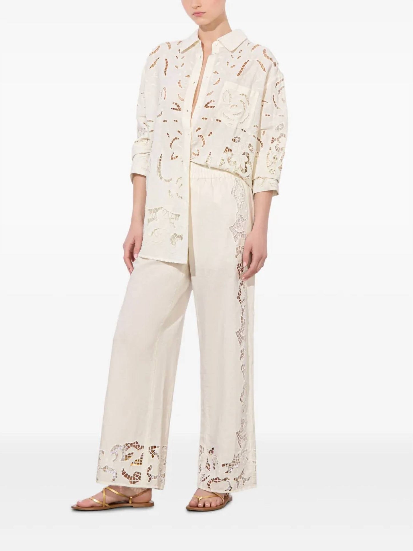 Alice + Olivia - FINLEY EYELET OVERSIZED BUTTON DOWN TOP