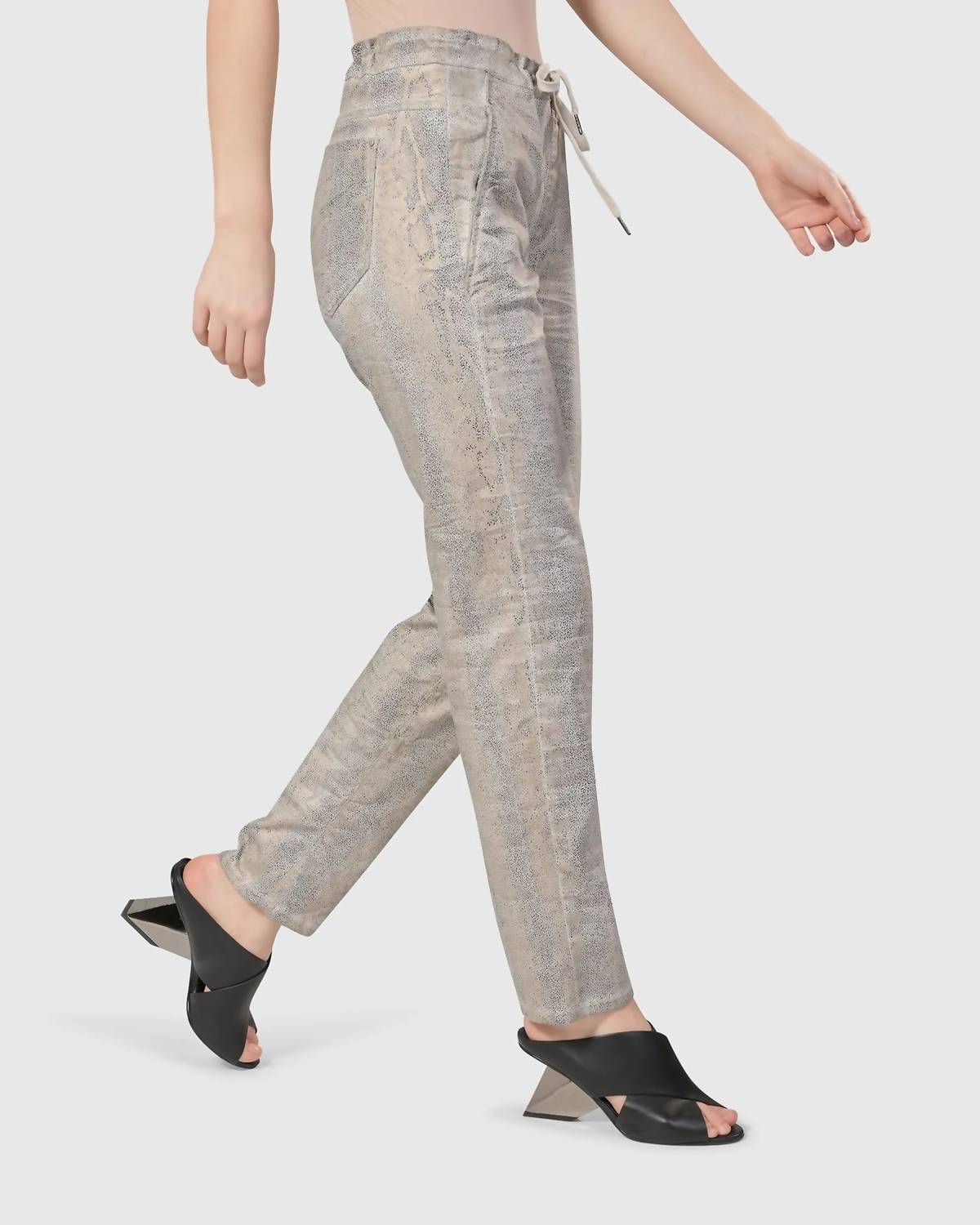 Alembika - Women's Snake Iconic Stretch Jeans