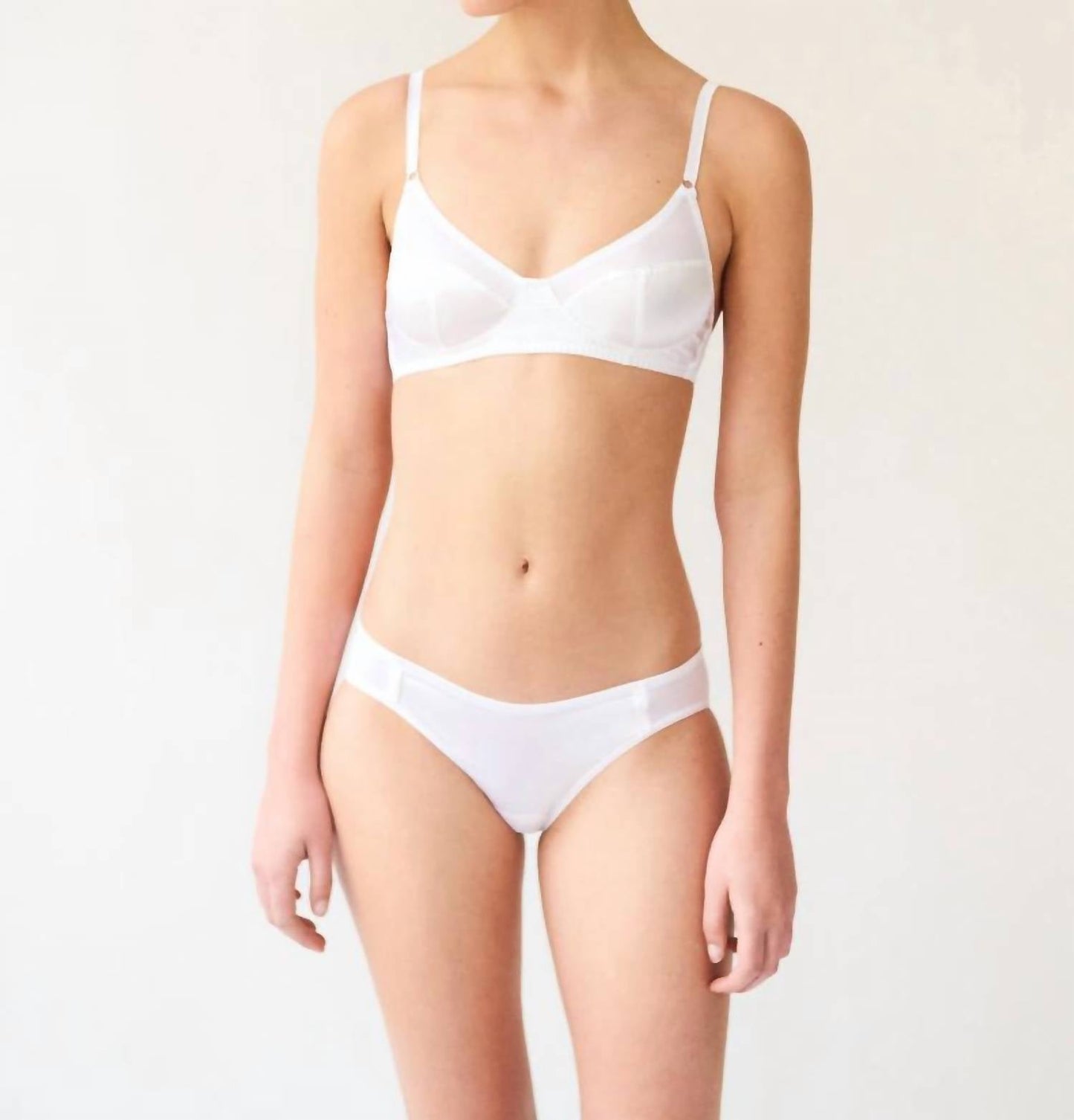 Araks - Yahvi Mid-rise Panty