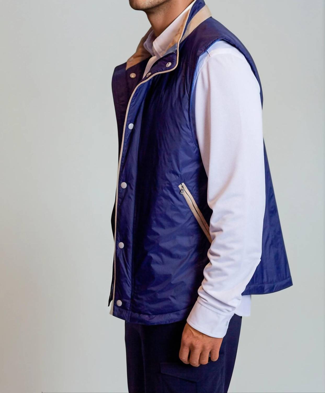 Buki - Tech Vest