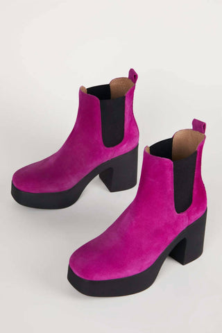 Intentionally Blank - Botas de camurça Drue femininas