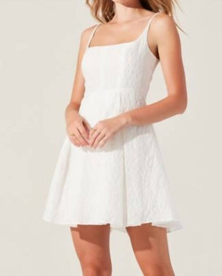 Astr - Vestido curto plissado Ellie Jacquard