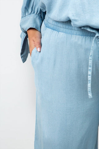 Karen Kane - Calça Cropped