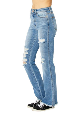 Judy Blue - Calça Jeans Bootcut Destroy Fray Hem de Cintura Alta