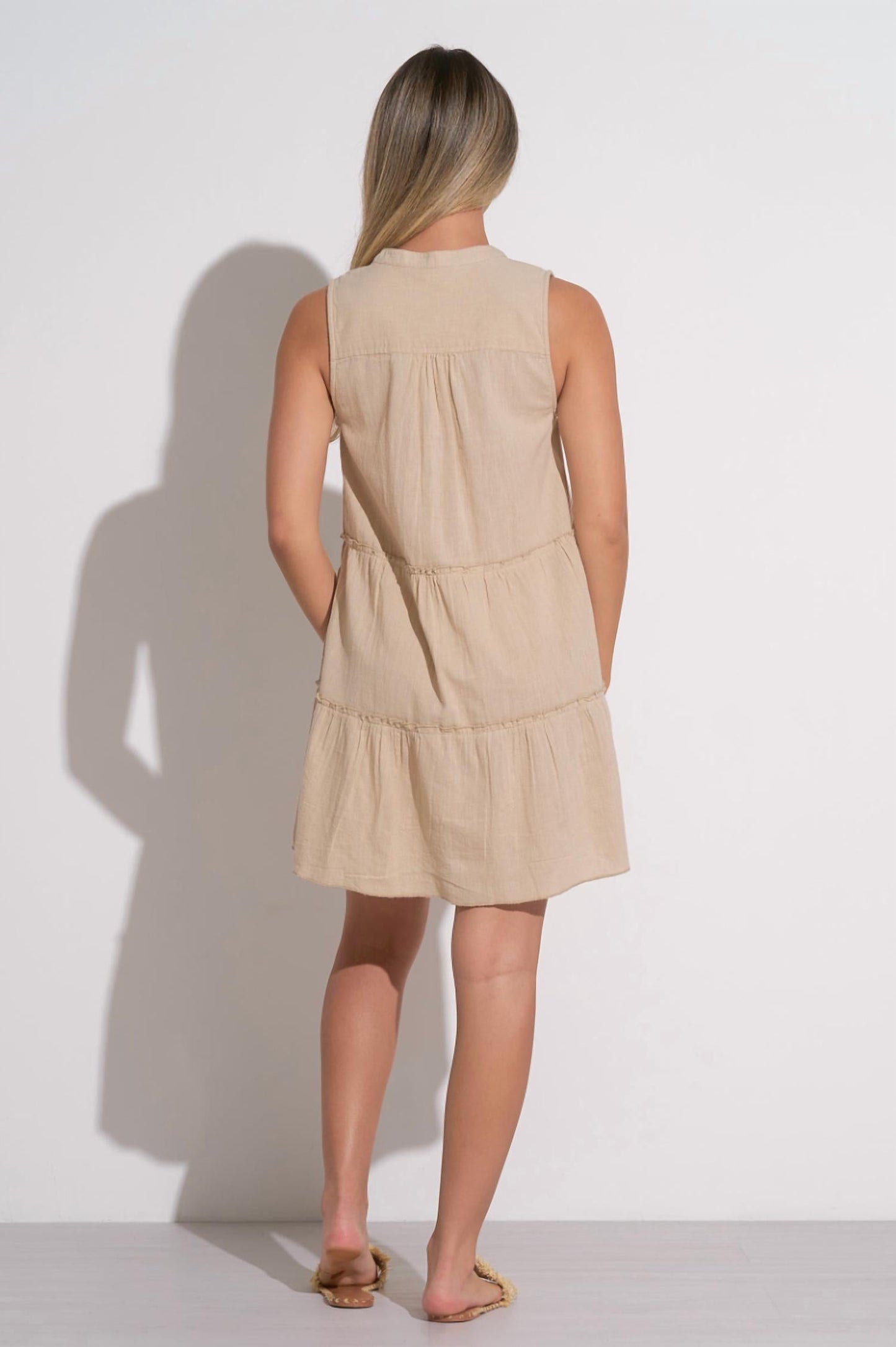 Elan - Sleeveless Swing Mini Dress