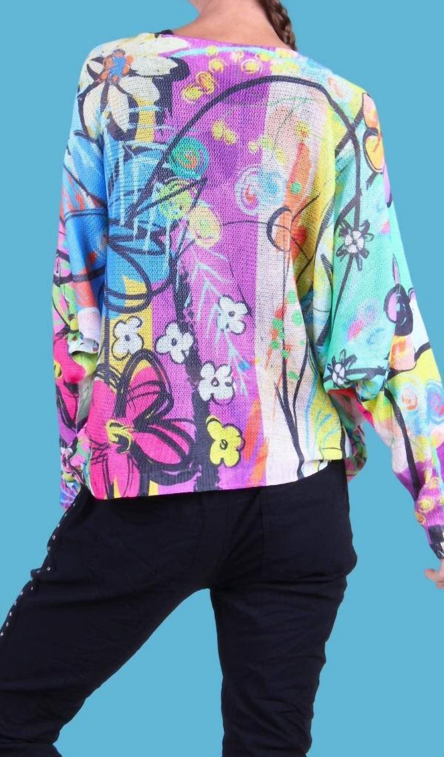 Gigi Moda - Daria Floral Doodle Print Batwing Sweater