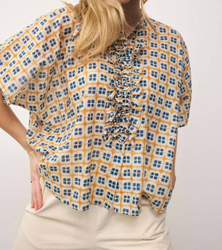 0039 Italy - Short Sleeve Ruffle Front Blouse