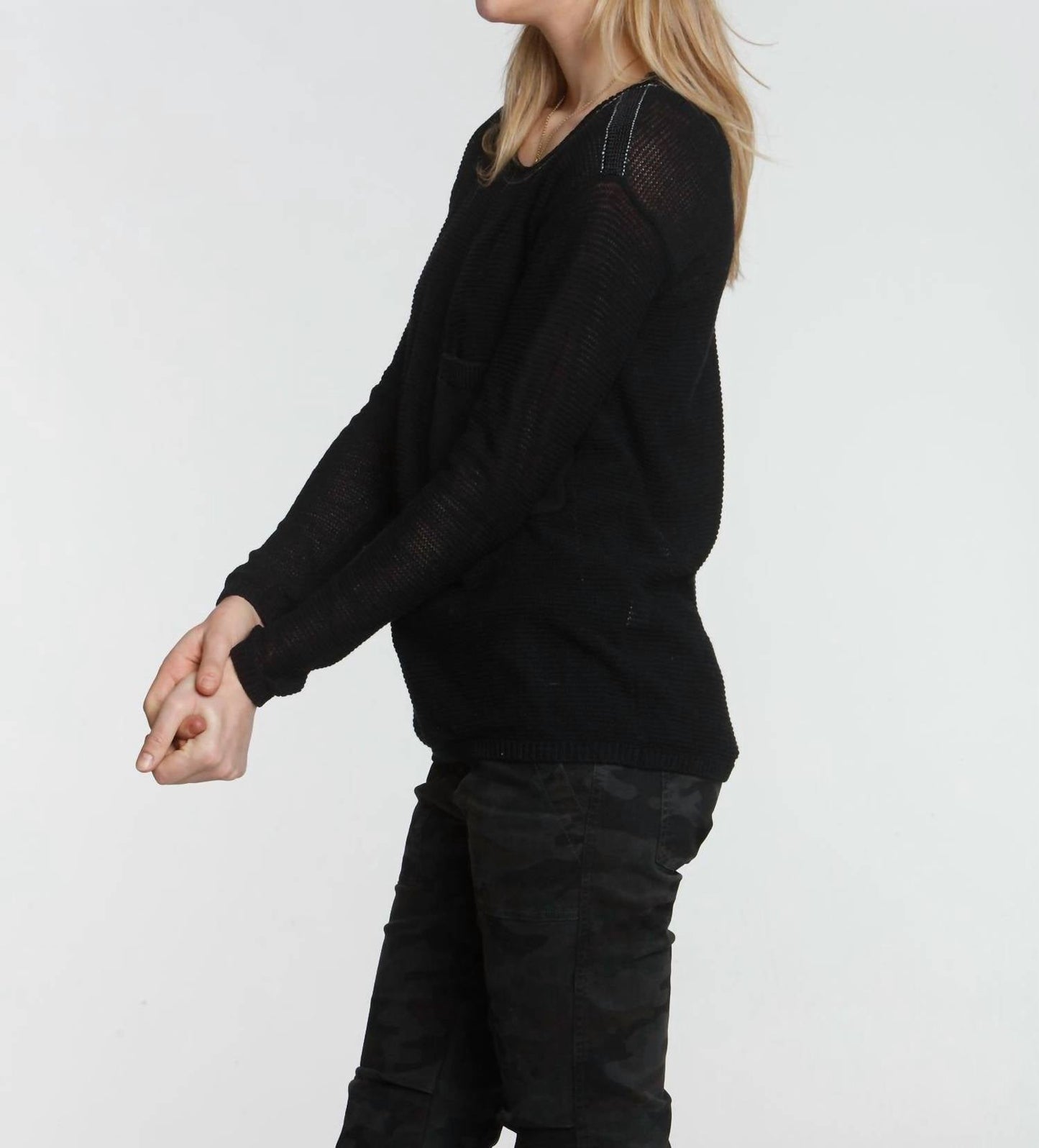 Label+Thread - Women's Frankie Pocket Crew Top