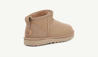 Ugg - Botas Ultra Mini Clássicas Unissex