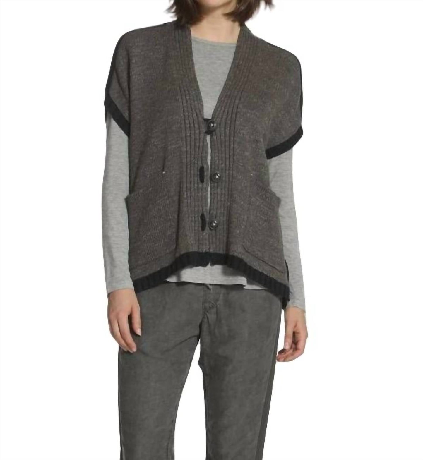Label+Thread - Boxy Slub Capelet