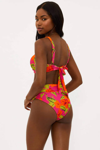 Beach Riot - Fundo da Rodovia