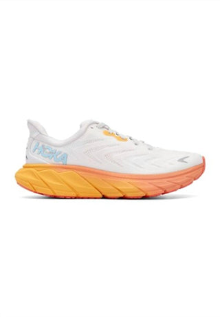 Hoka - Tênis feminino Arahi 6