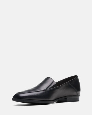 Clarks - Women's Sarafyna Freva Loafer