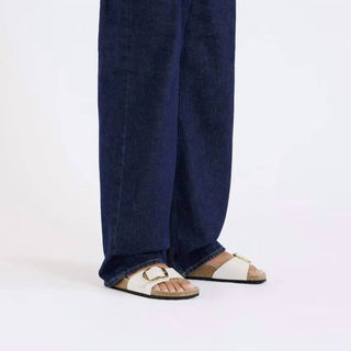 Birkenstock - Sandália estreita feminina Madrid Hammered com fivela grande