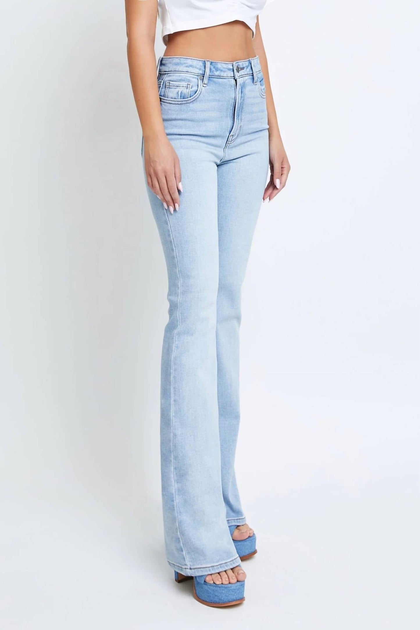 Hidden - Happi Flare Jeans