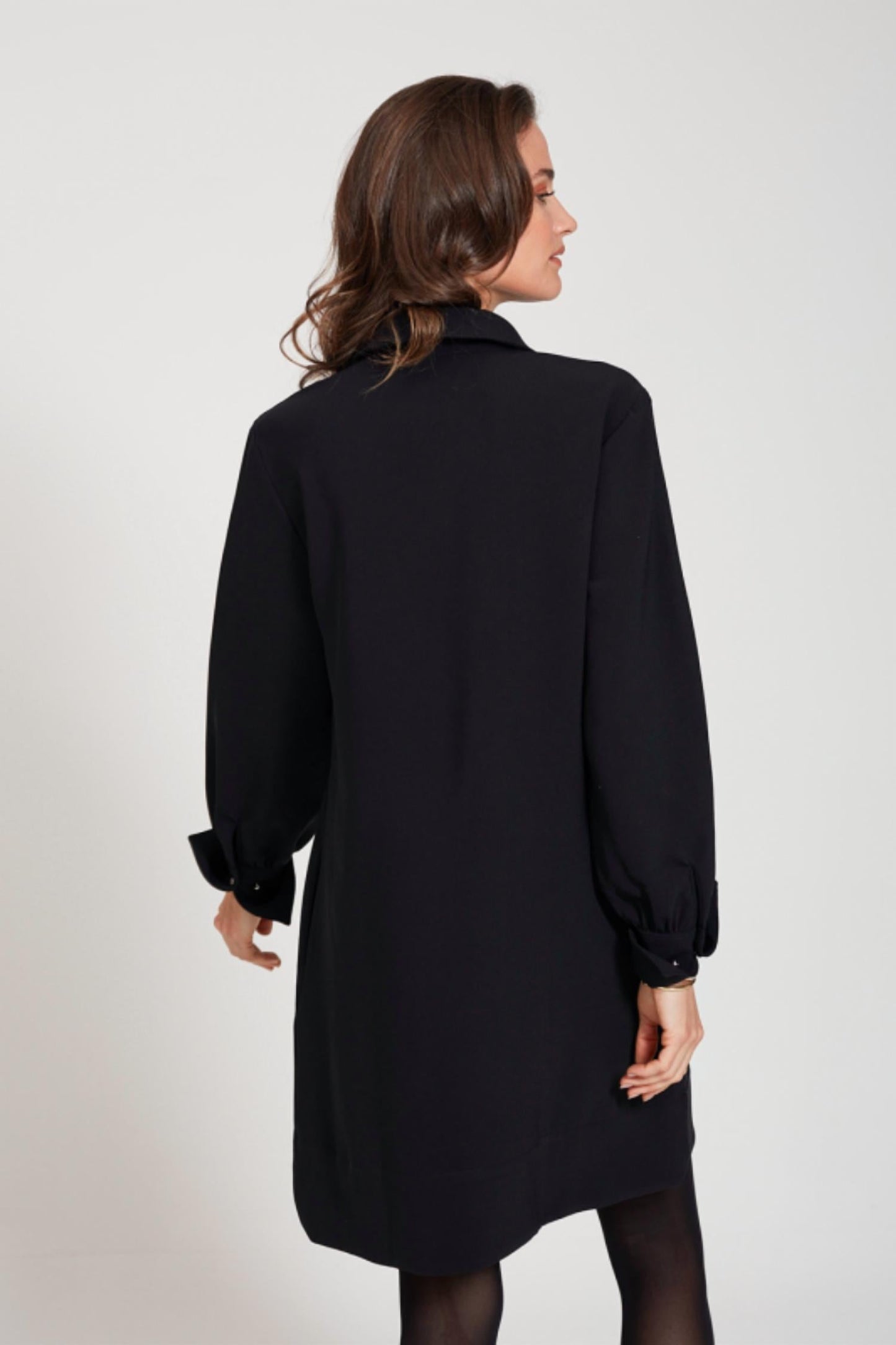 0039 Italy - V-neck Open Collar Dress