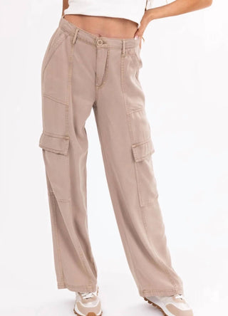 Risen - Calça cargo larga em tencel de cintura alta