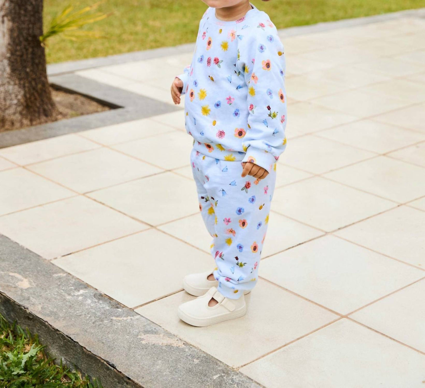 Molo - Boy's Simeon Jogger Small Flowers