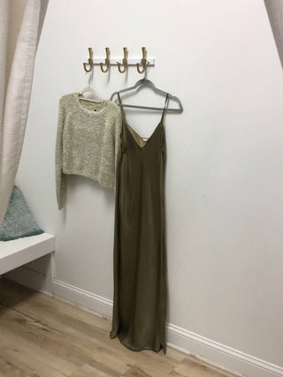 Elan - Vestido com suéter por cima